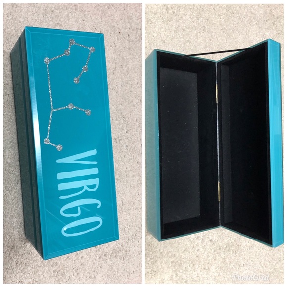 Adorable Glass jewelry box/storage - Picture 2 of 3